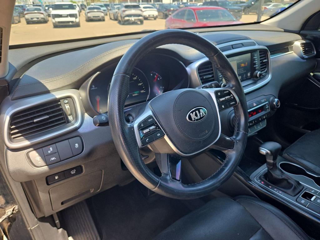 Thumbnail: 2020 Kia Sorento - 2