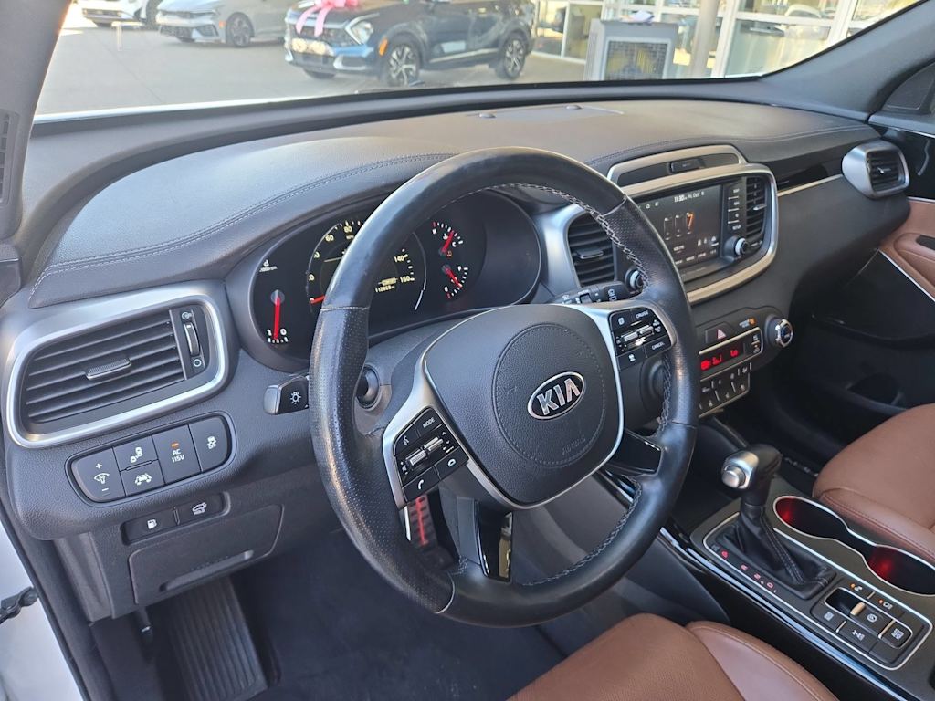 Thumbnail: 2019 Kia Sorento - 2