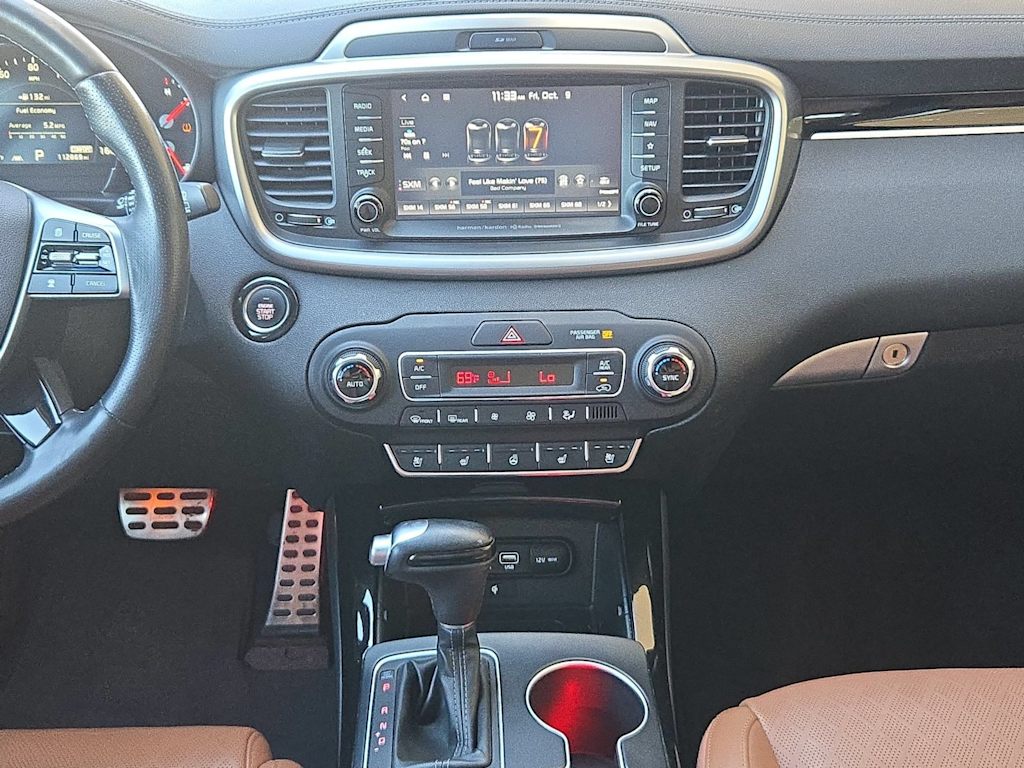 Thumbnail: 2019 Kia Sorento - 14
