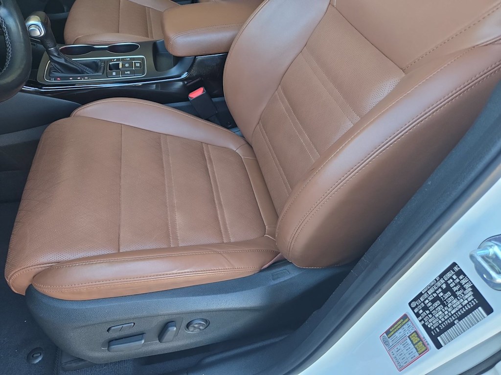 Thumbnail: 2019 Kia Sorento - 10