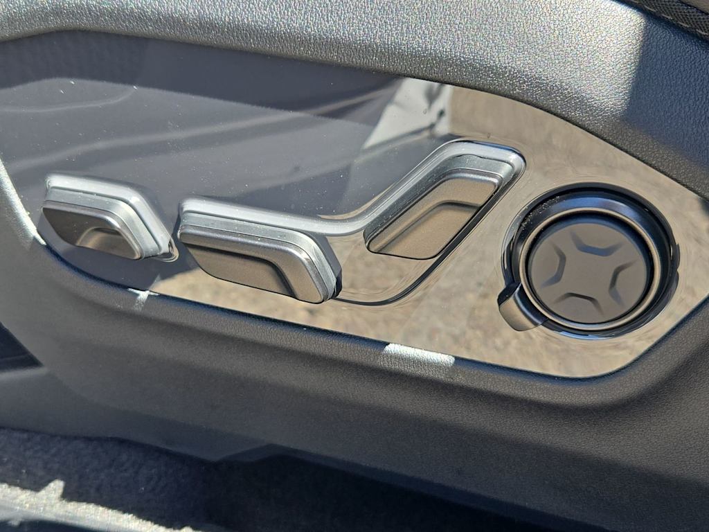 Thumbnail: 2027 Kia Telluride - 25
