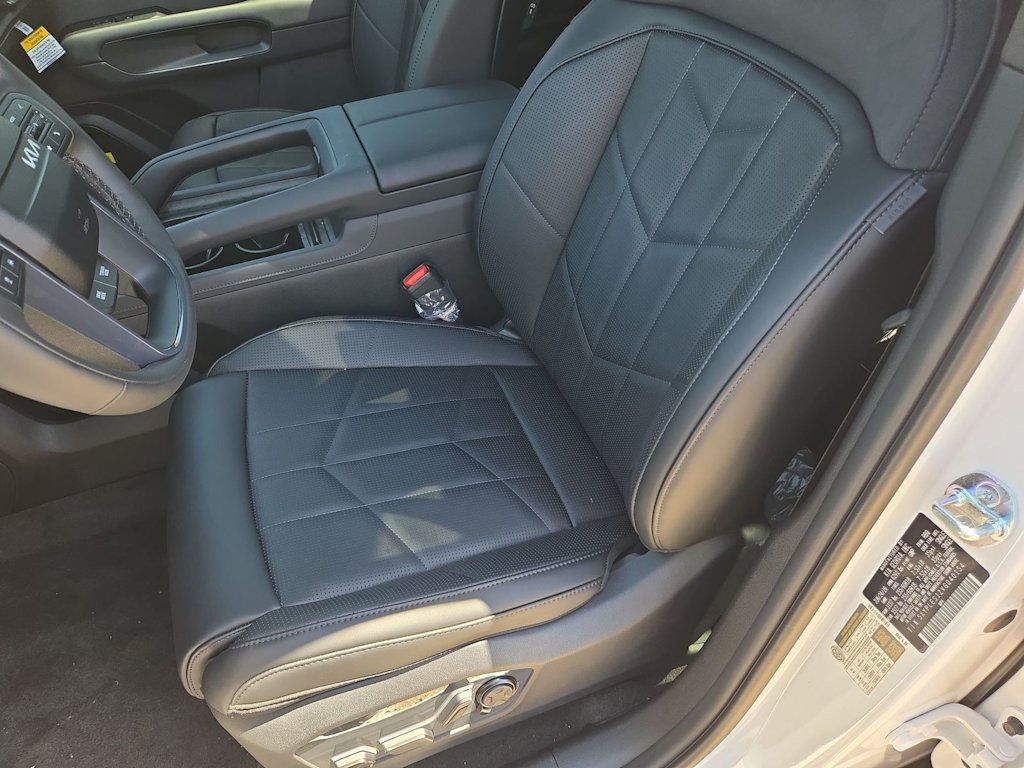 Thumbnail: 2027 Kia Telluride - 11