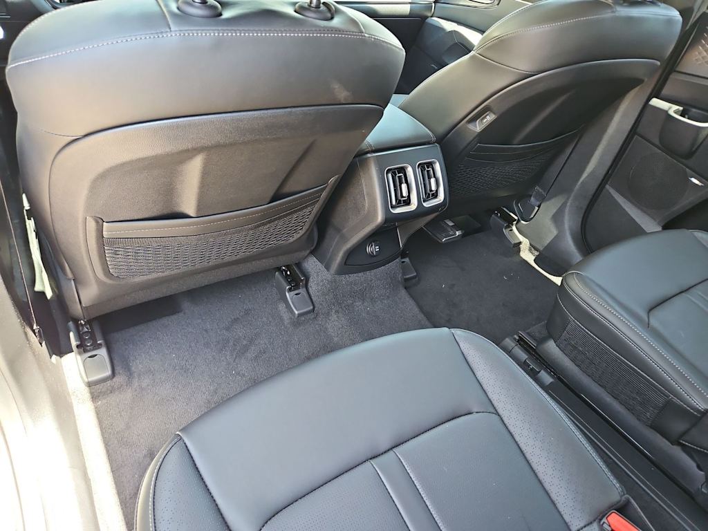 Thumbnail: 2026 Kia Sorento - 28