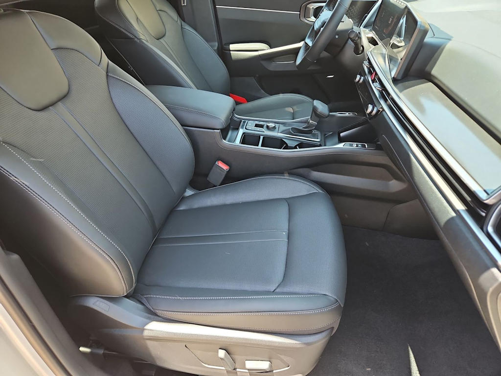 Thumbnail: 2026 Kia Sorento - 30