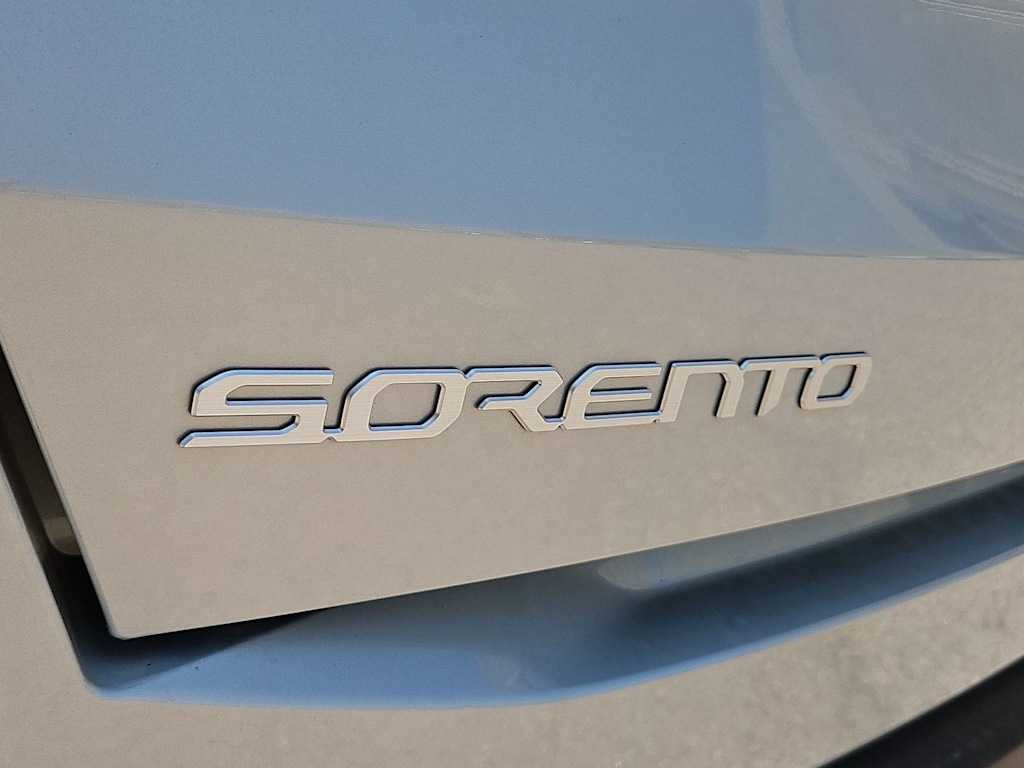 Thumbnail: 2026 Kia Sorento - 26