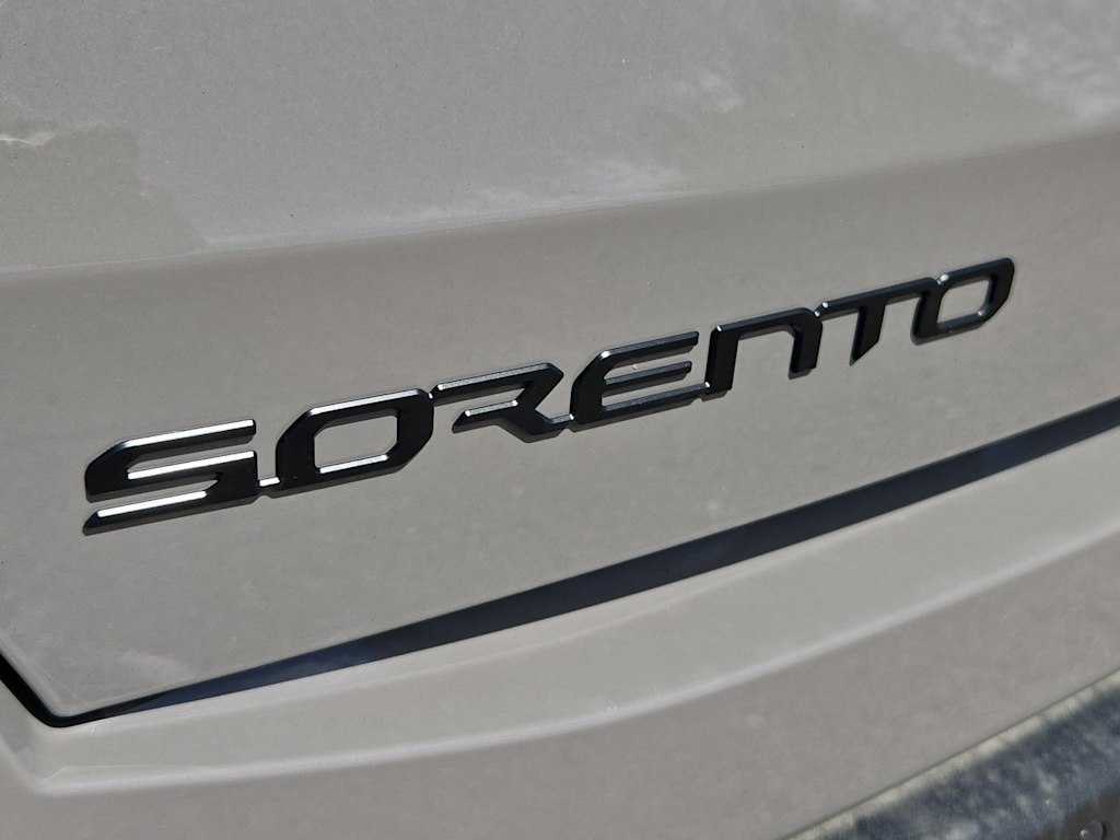 Thumbnail: 2026 Kia Sorento - 7