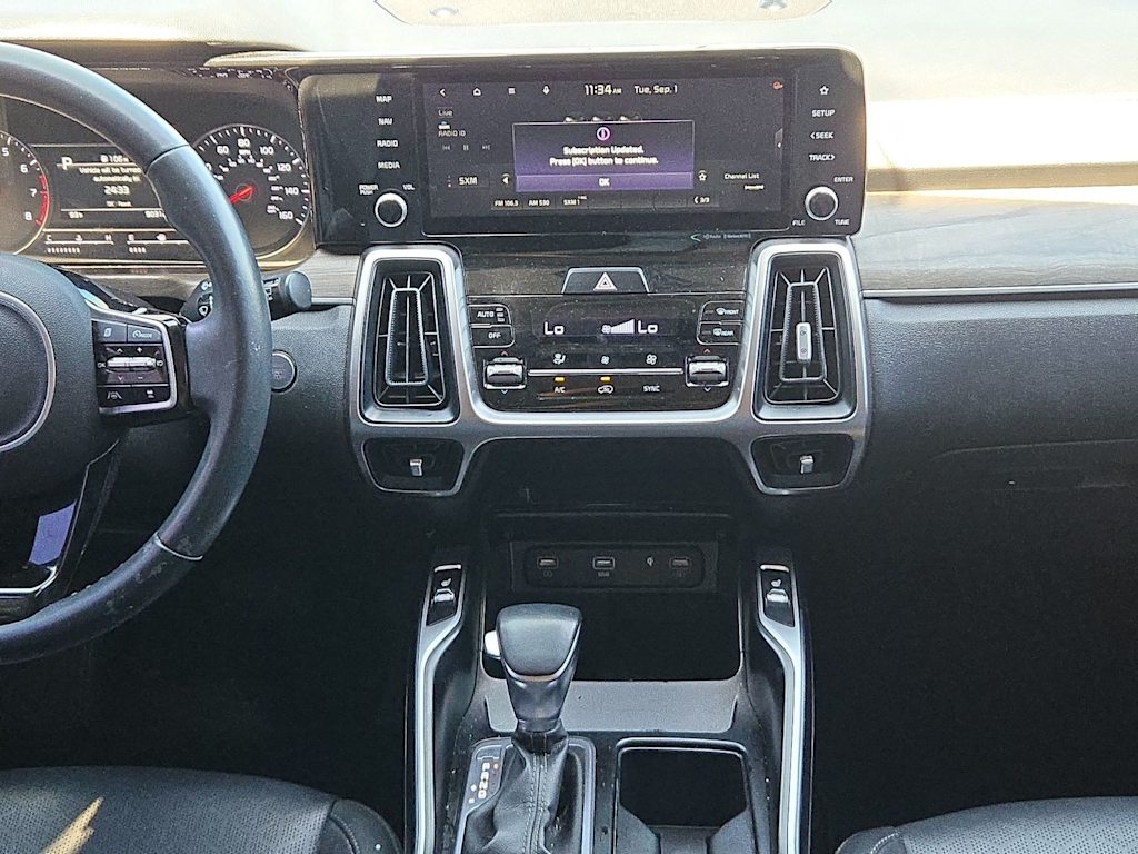 Thumbnail: 2022 Kia Sorento - 14