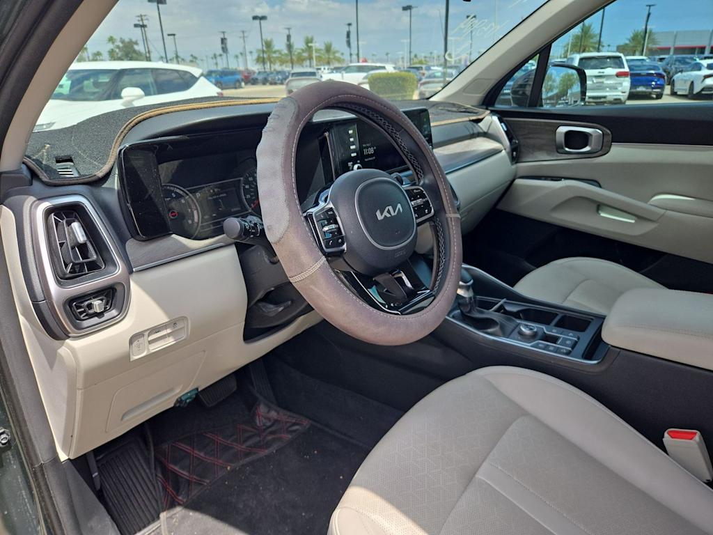 Thumbnail: 2022 Kia Sorento - 2