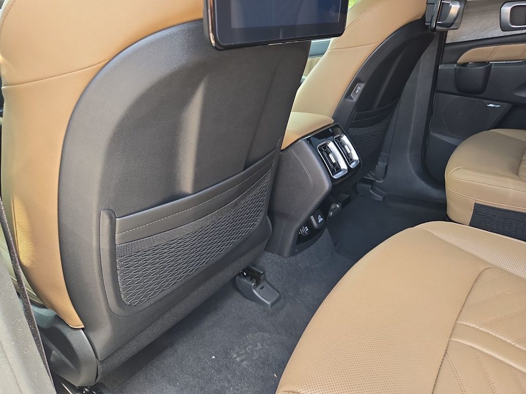 Thumbnail: 2026 Kia Sorento - 12