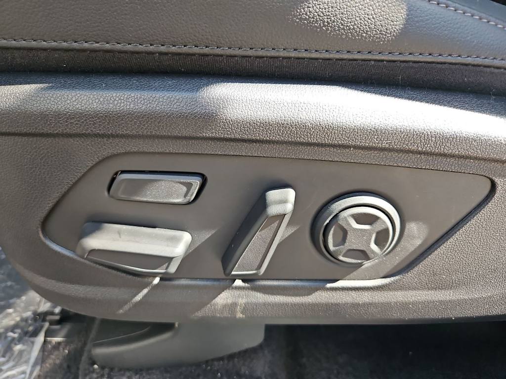 Thumbnail: 2026 Kia Sorento - 26