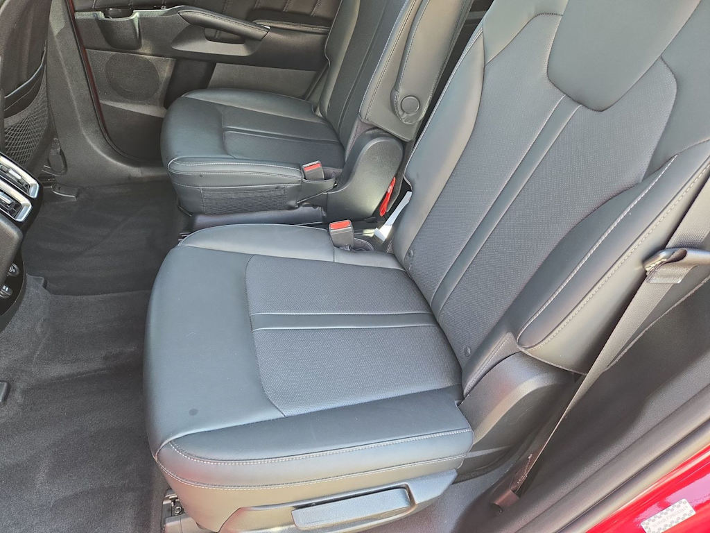 Thumbnail: 2021 Kia Sorento - 8
