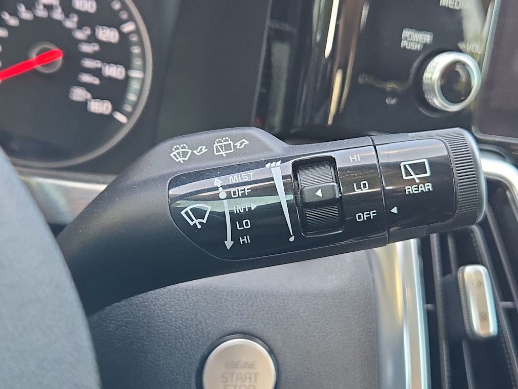 Thumbnail: 2021 Kia Sorento - 23