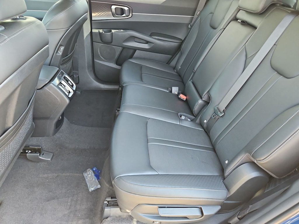 Thumbnail: 2026 Kia Sorento - 28