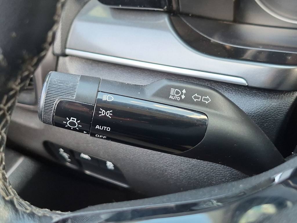 Thumbnail: 2021 Kia Sorento - 15