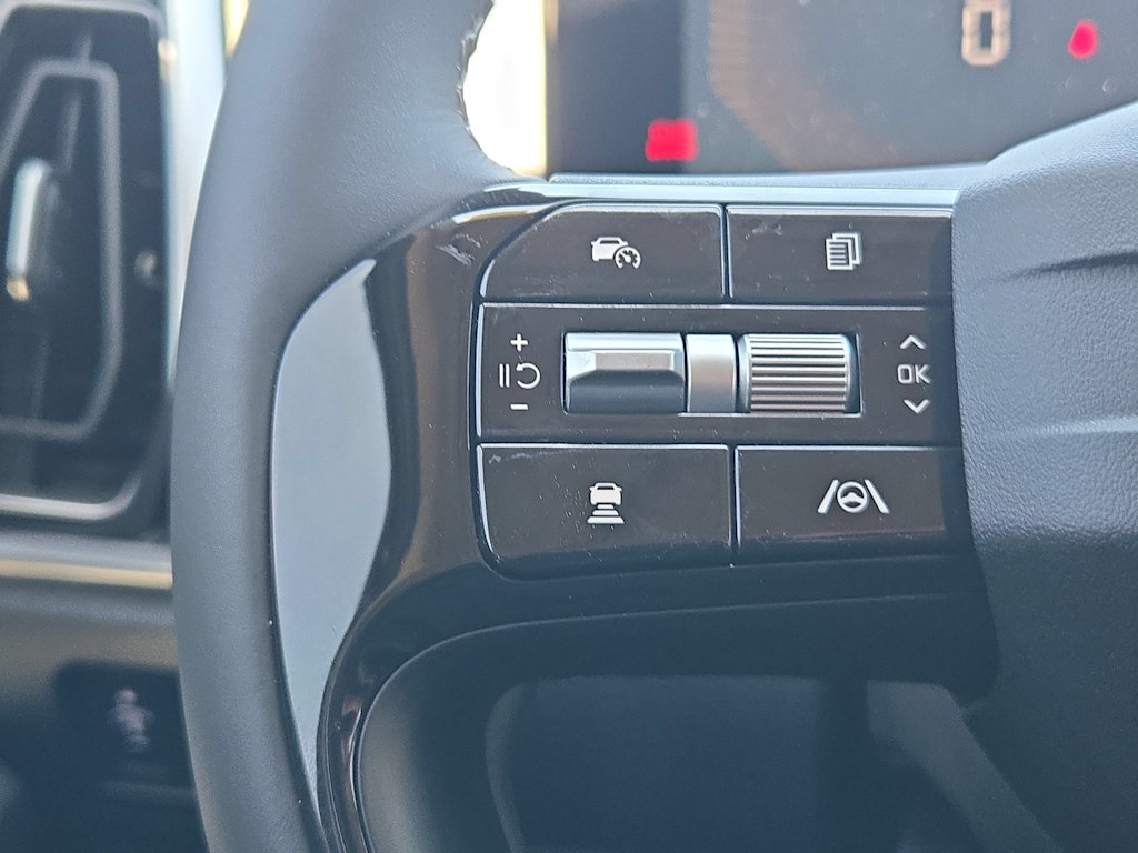 Thumbnail: 2026 Kia Sorento - 4