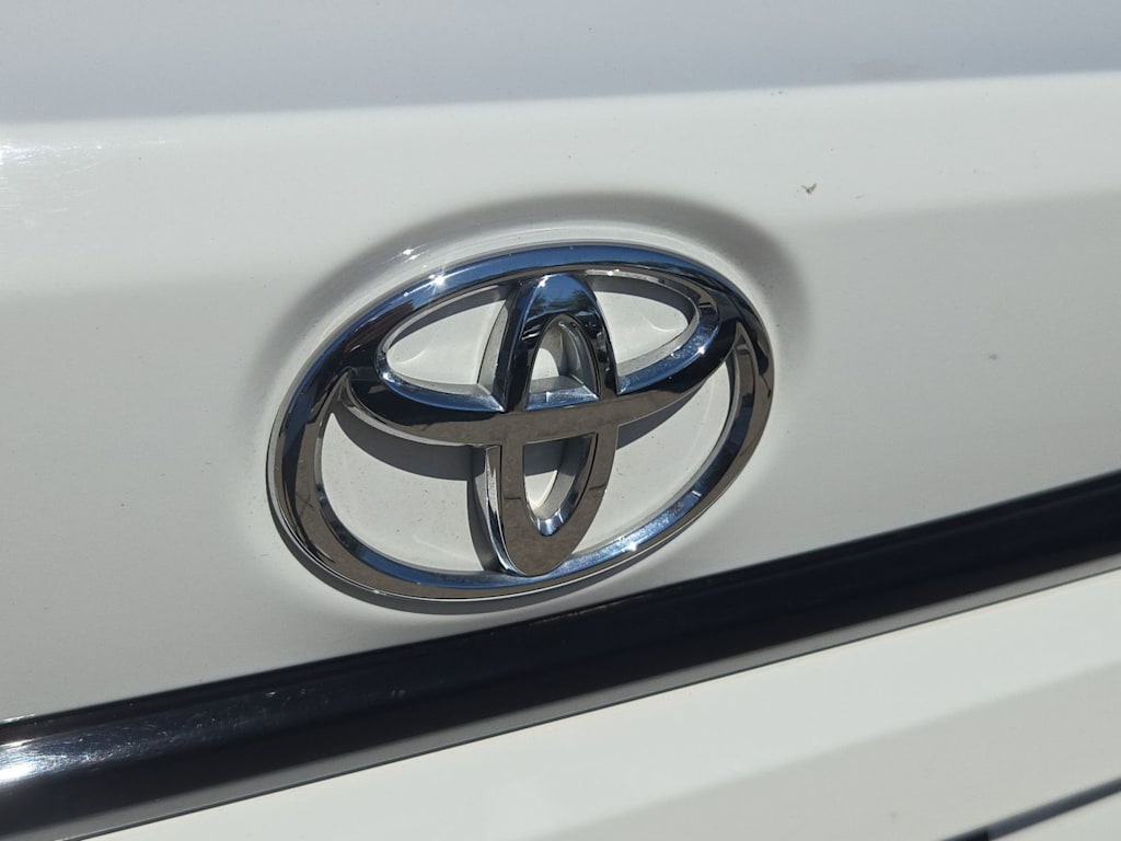Thumbnail: 2024 Toyota Corolla - 5