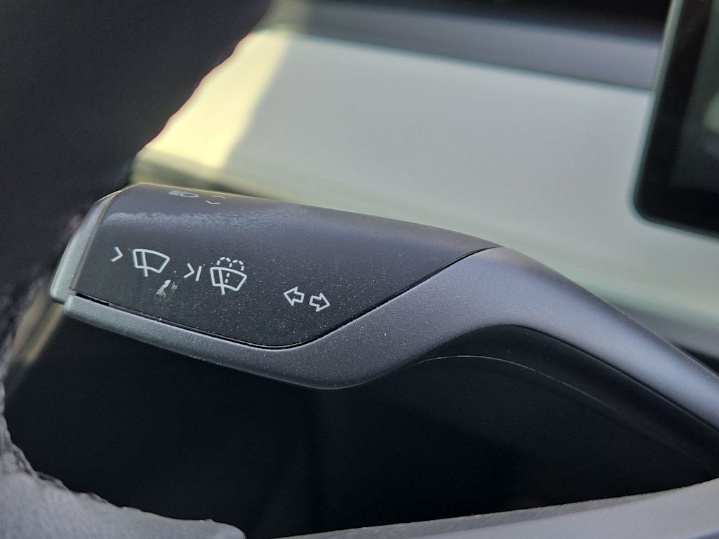 Thumbnail: 2022 Tesla Model 3 - 31