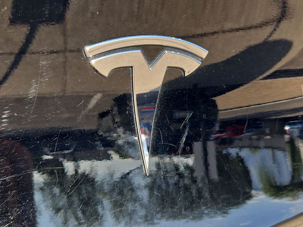 Thumbnail: 2023 Tesla Model Y - 7
