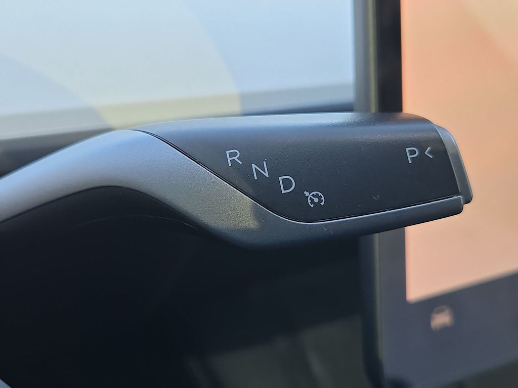 Thumbnail: 2023 Tesla Model Y - 32