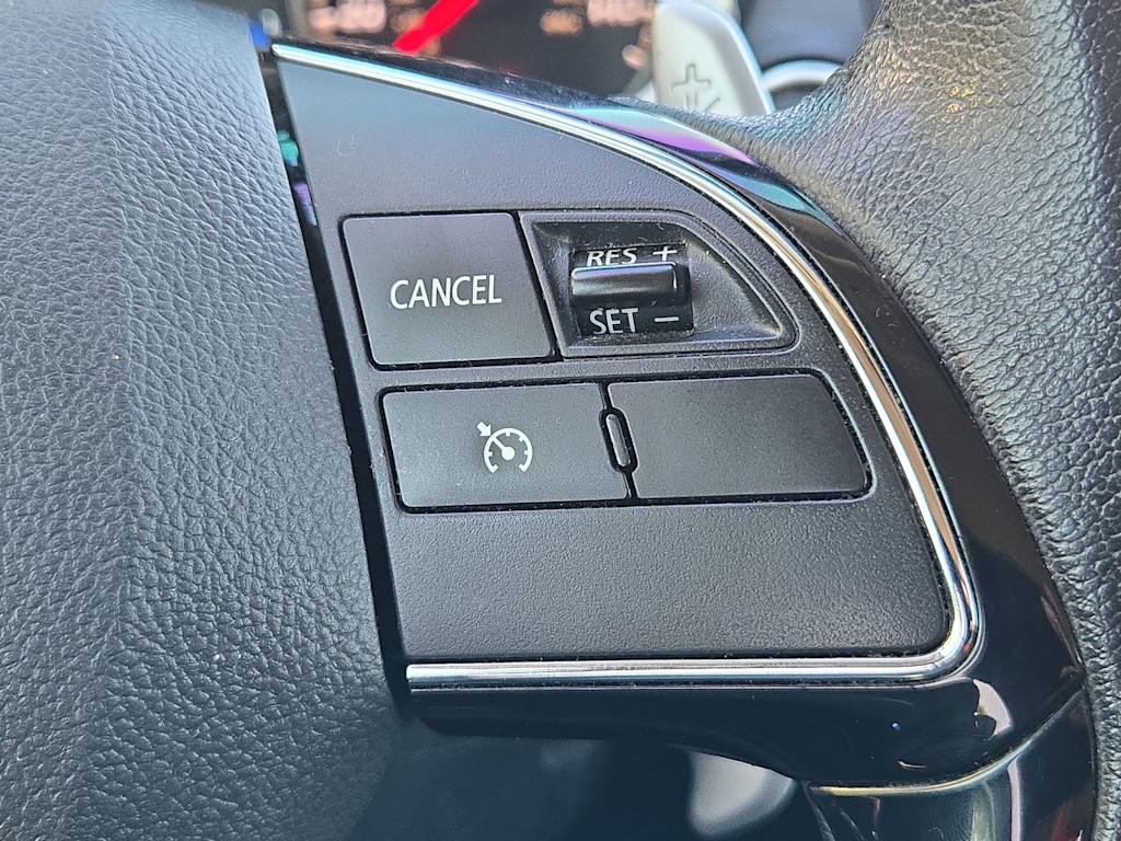 Thumbnail: 2018 Mitsubishi Eclipse Cross - 30