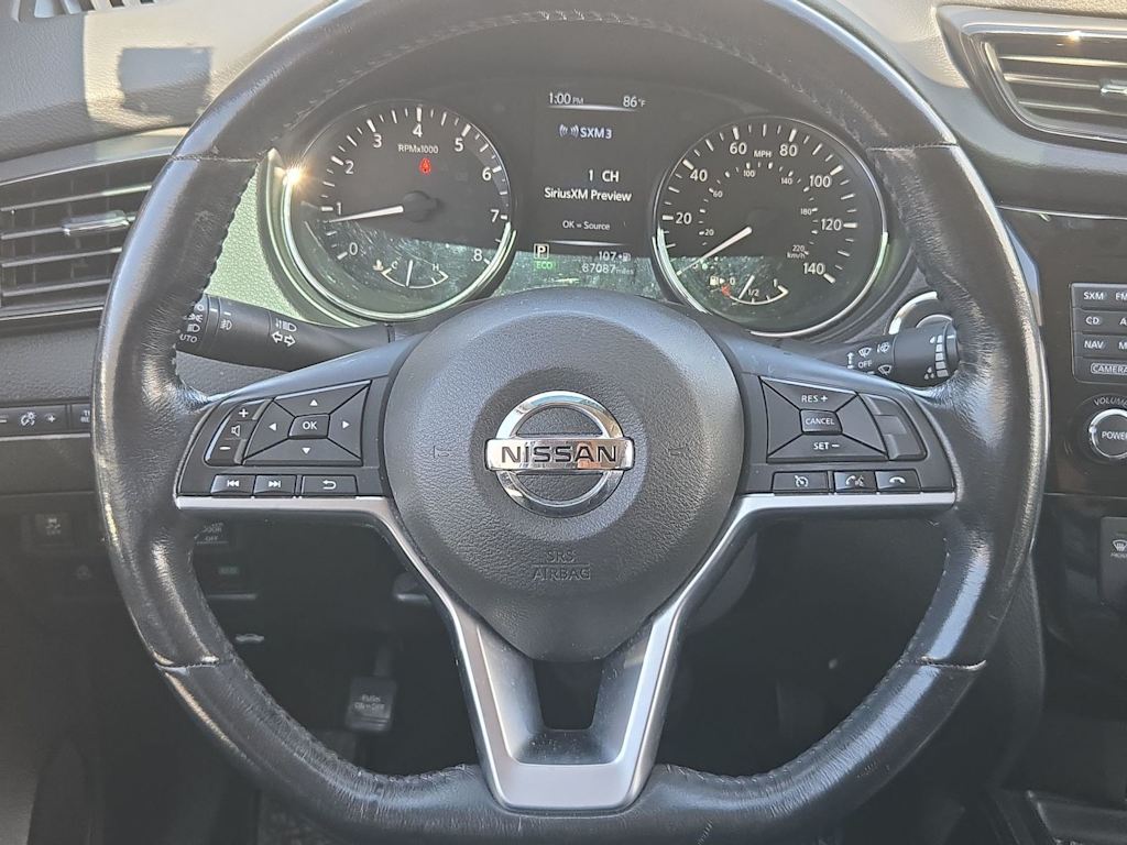 Thumbnail: 2017 Nissan Rogue - 13