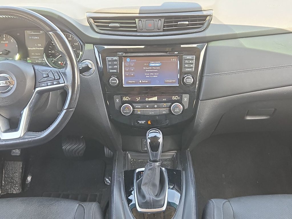 Thumbnail: 2017 Nissan Rogue - 14