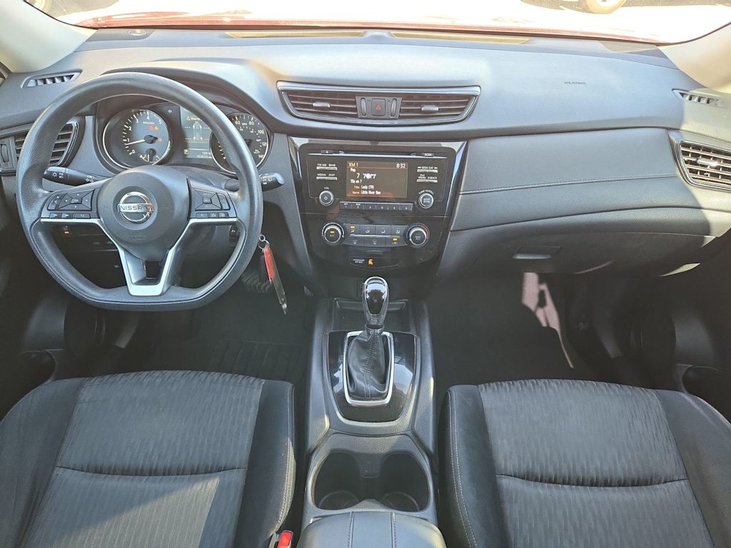 Thumbnail: 2017 Nissan Rogue - 9