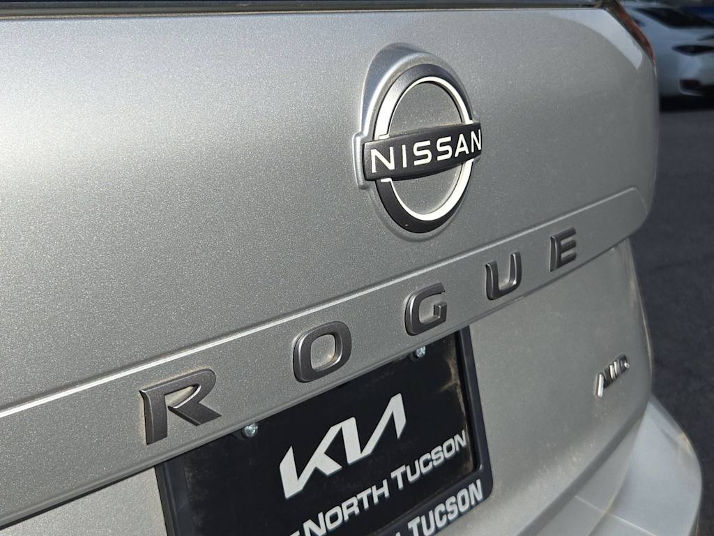 Thumbnail: 2025 Nissan Rogue - 3