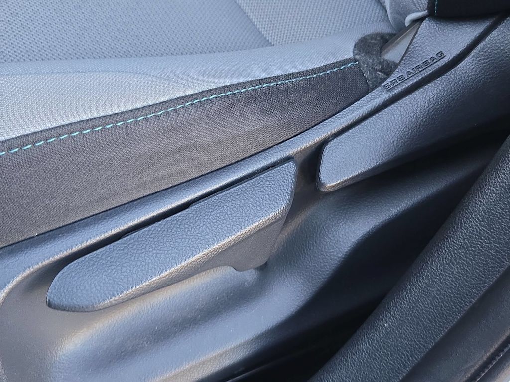 Thumbnail: 2019 Toyota Prius - 23