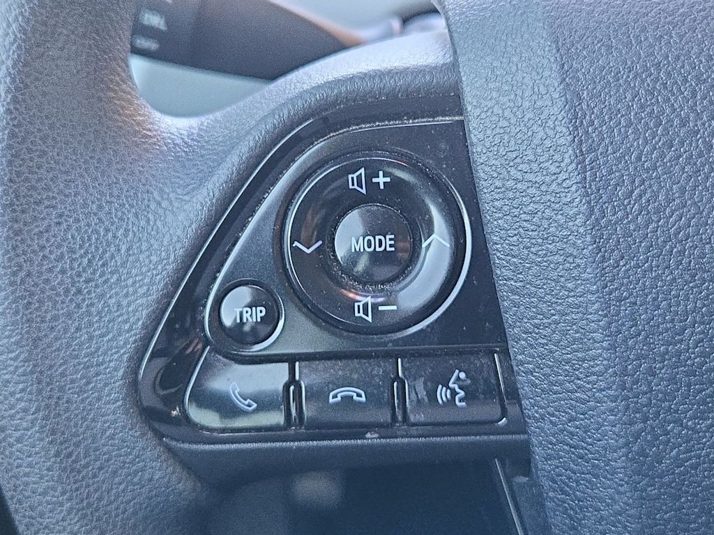 Thumbnail: 2019 Toyota Prius - 26