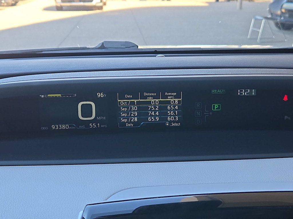 Thumbnail: 2019 Toyota Prius - 32