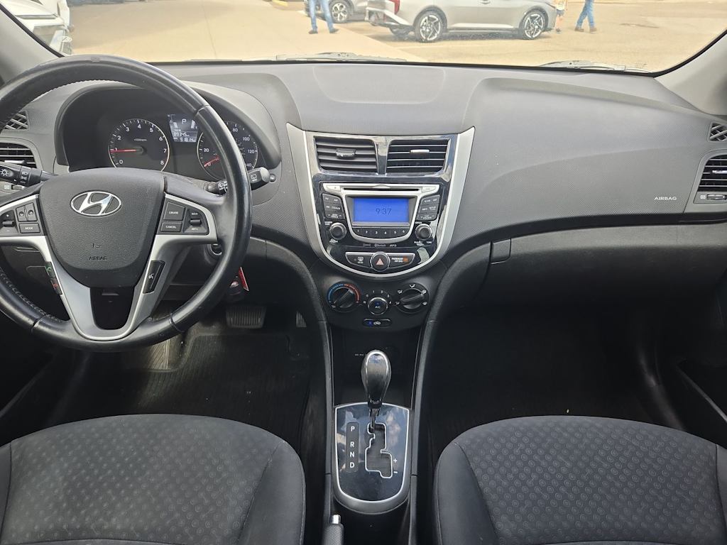 Thumbnail: 2013 Hyundai Accent - 9