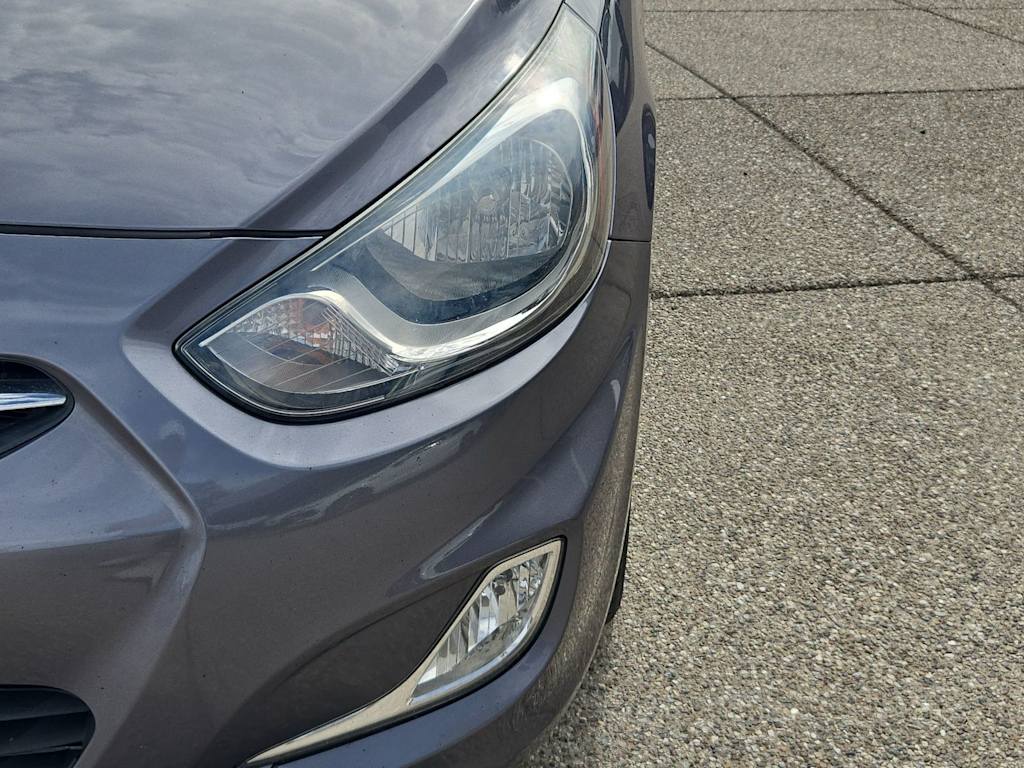 Thumbnail: 2013 Hyundai Accent - 23