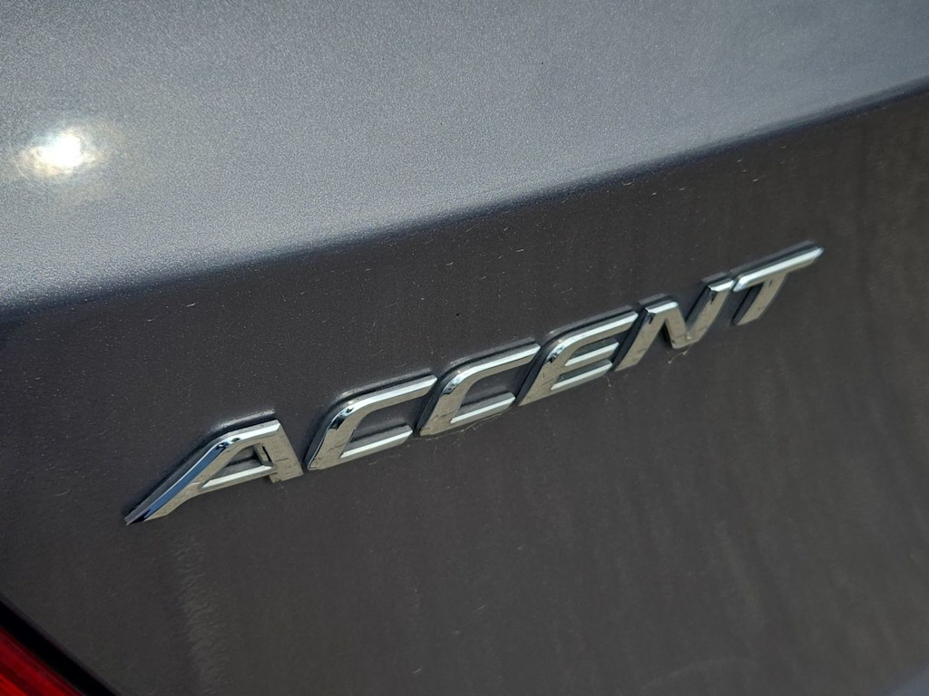 Thumbnail: 2013 Hyundai Accent - 7
