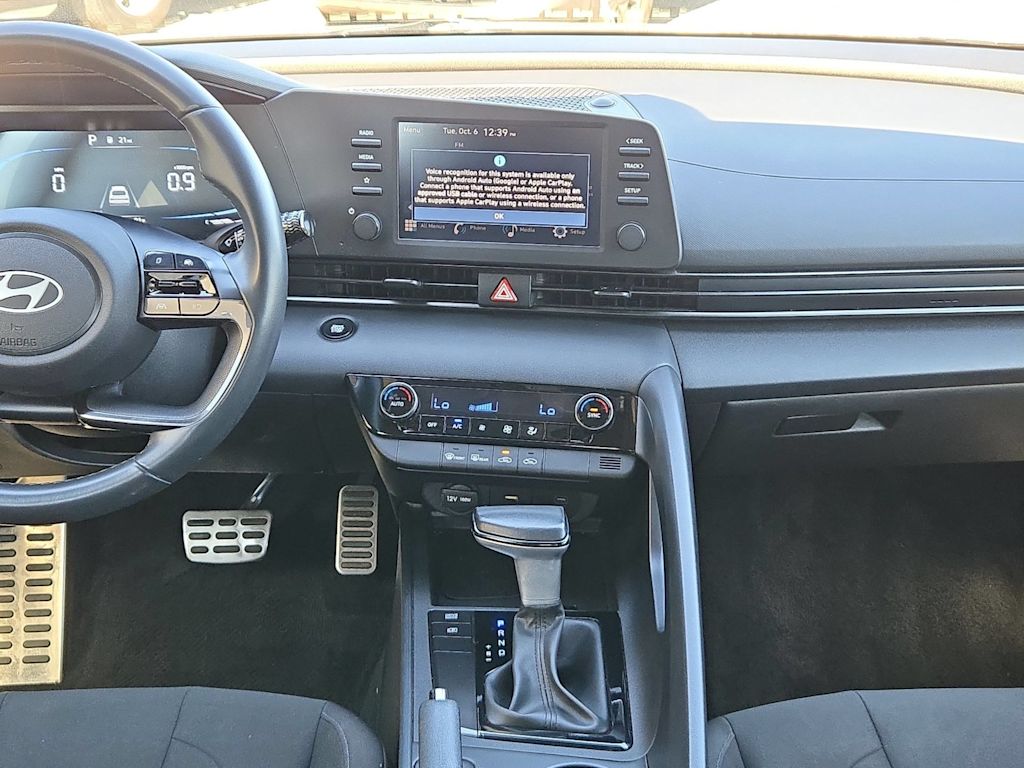 Thumbnail: 2025 Hyundai Elantra - 13