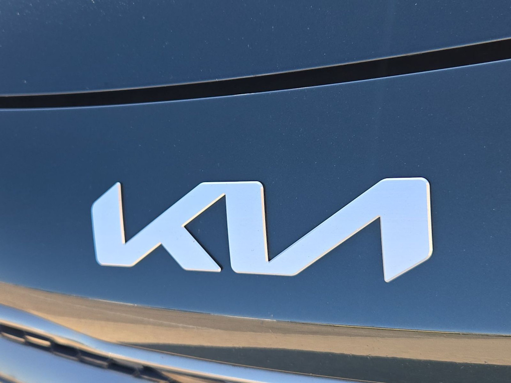 Thumbnail: 2023 Kia Stinger - 23