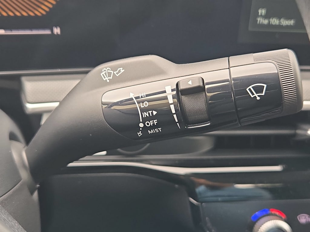 Thumbnail: 2027 Kia K5 - 32