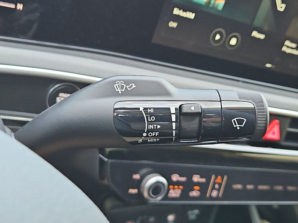 Thumbnail: 2026 Kia K5 - 29
