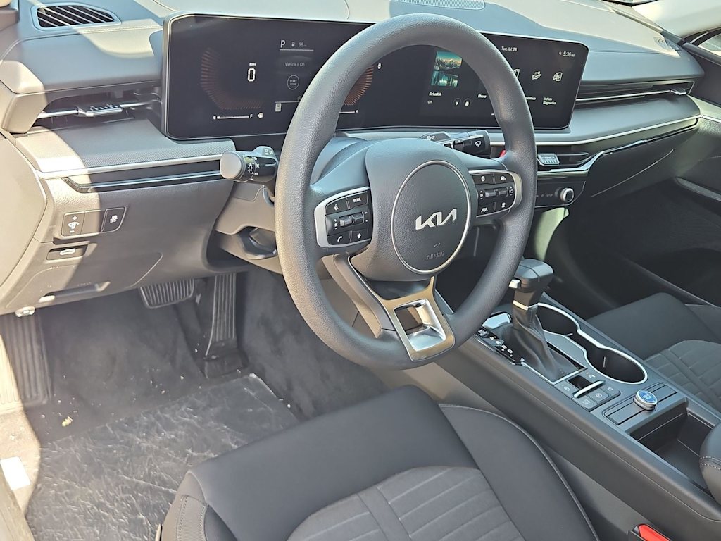 Thumbnail: 2026 Kia K5 - 2