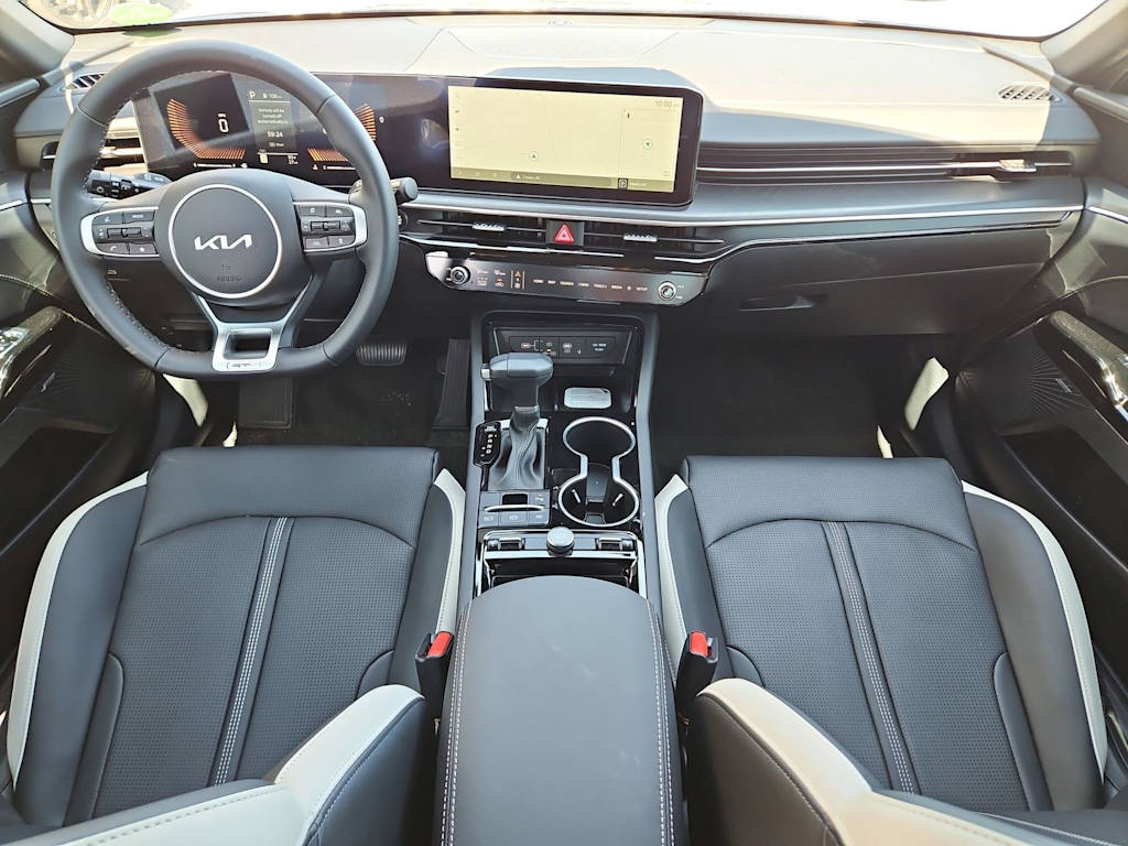 Thumbnail: 2026 Kia K5 - 10