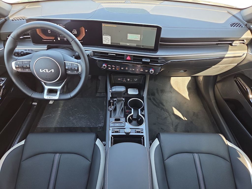 Thumbnail: 2026 Kia K5 - 10