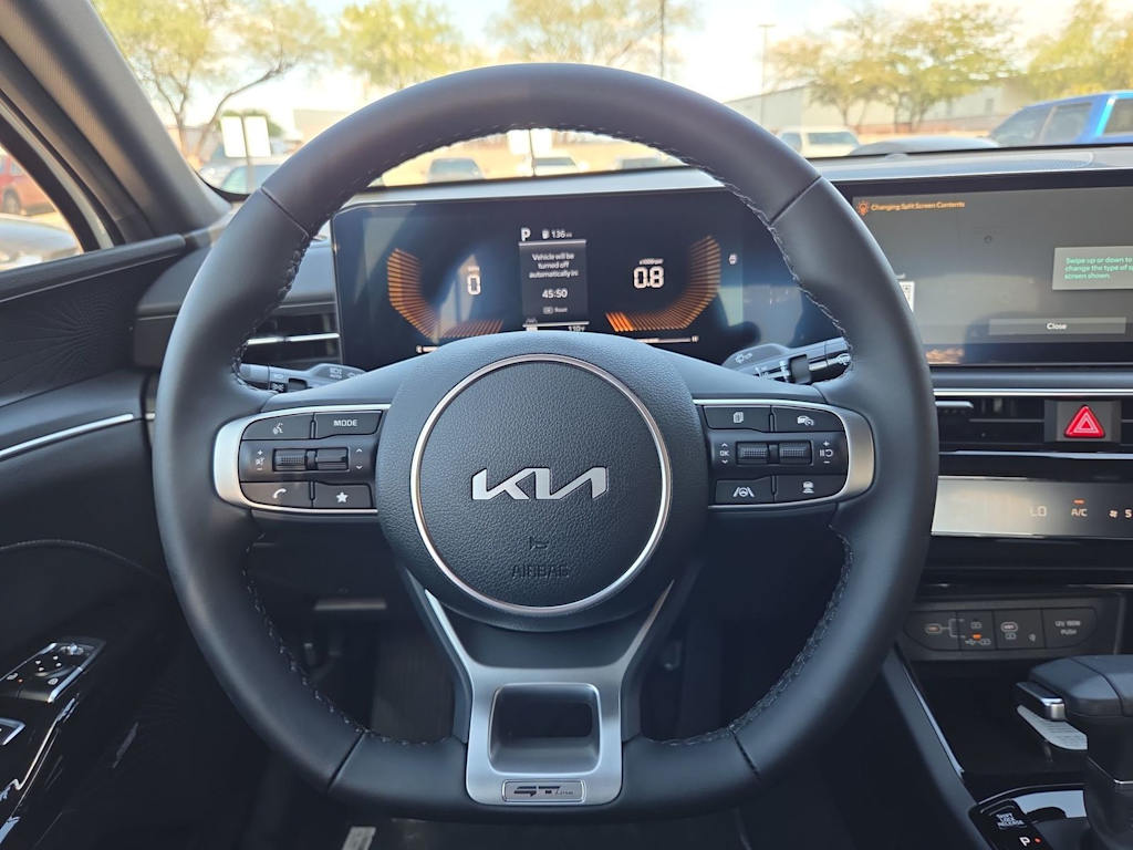 Thumbnail: 2026 Kia K5 - 14