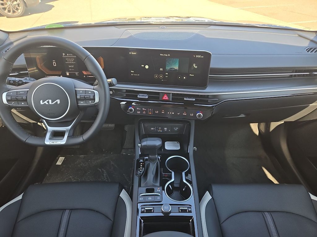 Thumbnail: 2026 Kia K5 - 10