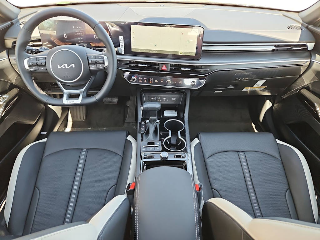 Thumbnail: 2026 Kia K5 - 9