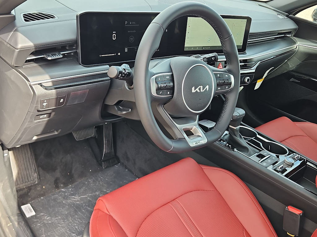Thumbnail: 2026 Kia K5 - 2