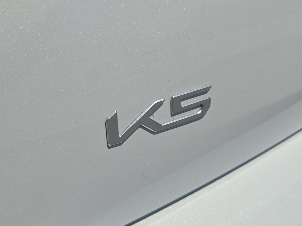 Thumbnail: 2026 Kia K5 - 6