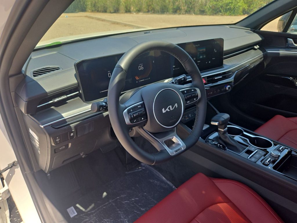 Thumbnail: 2026 Kia K5 - 2