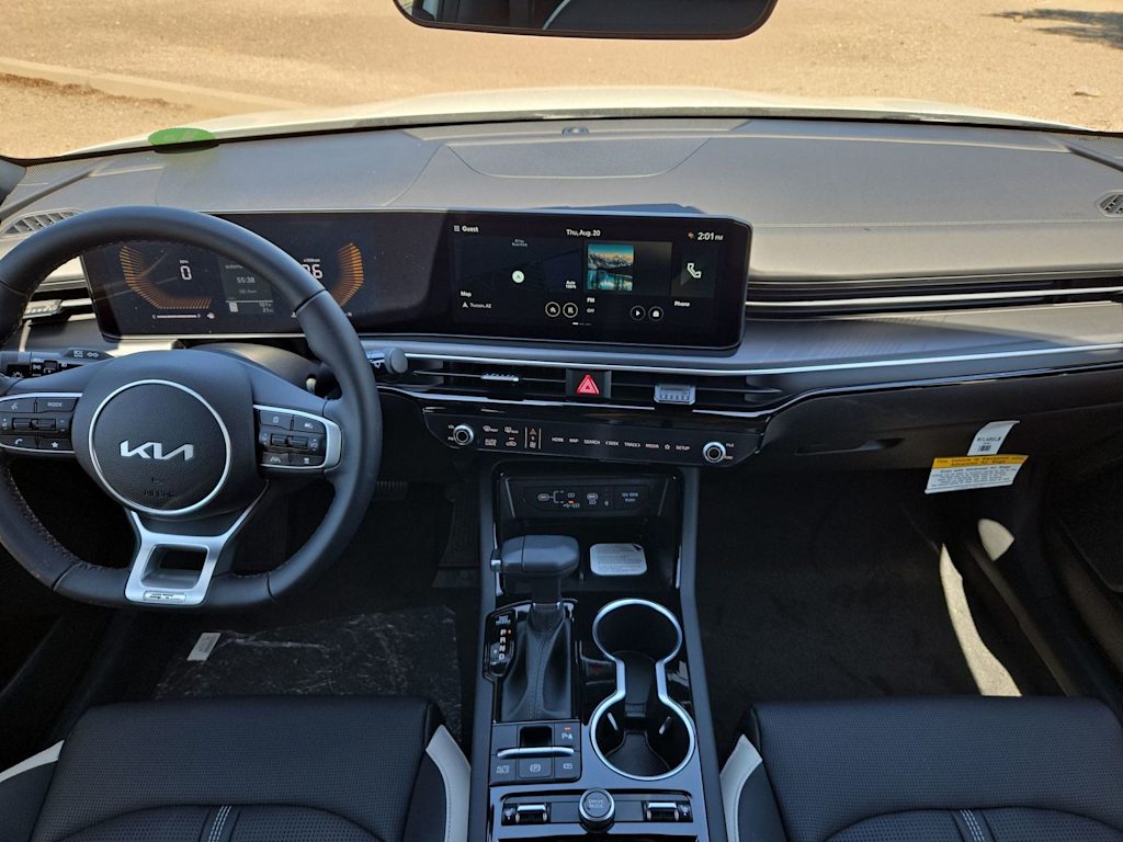 Thumbnail: 2026 Kia K5 - 10