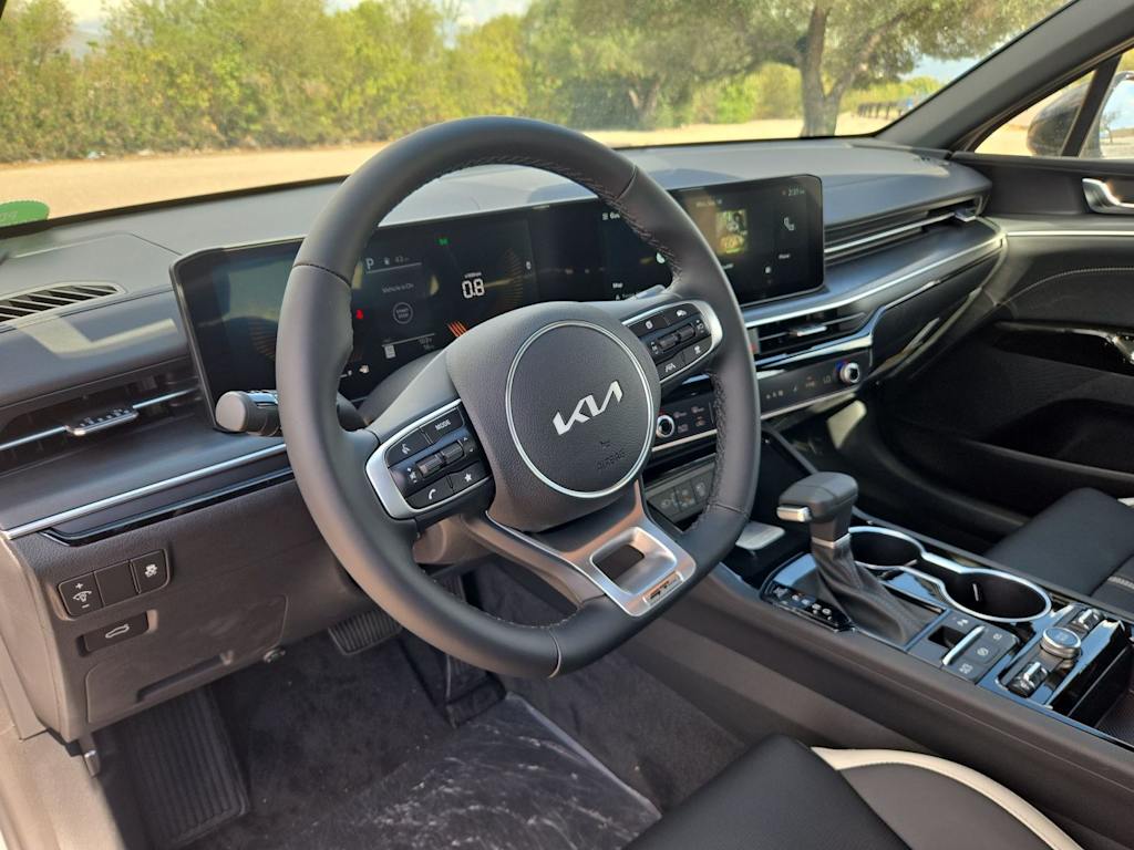 Thumbnail: 2026 Kia K5 - 2