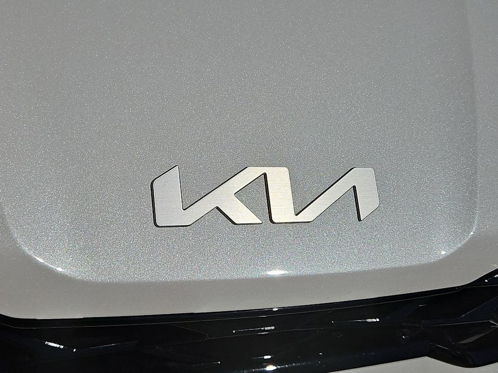 Thumbnail: 2026 Kia K5 - 6